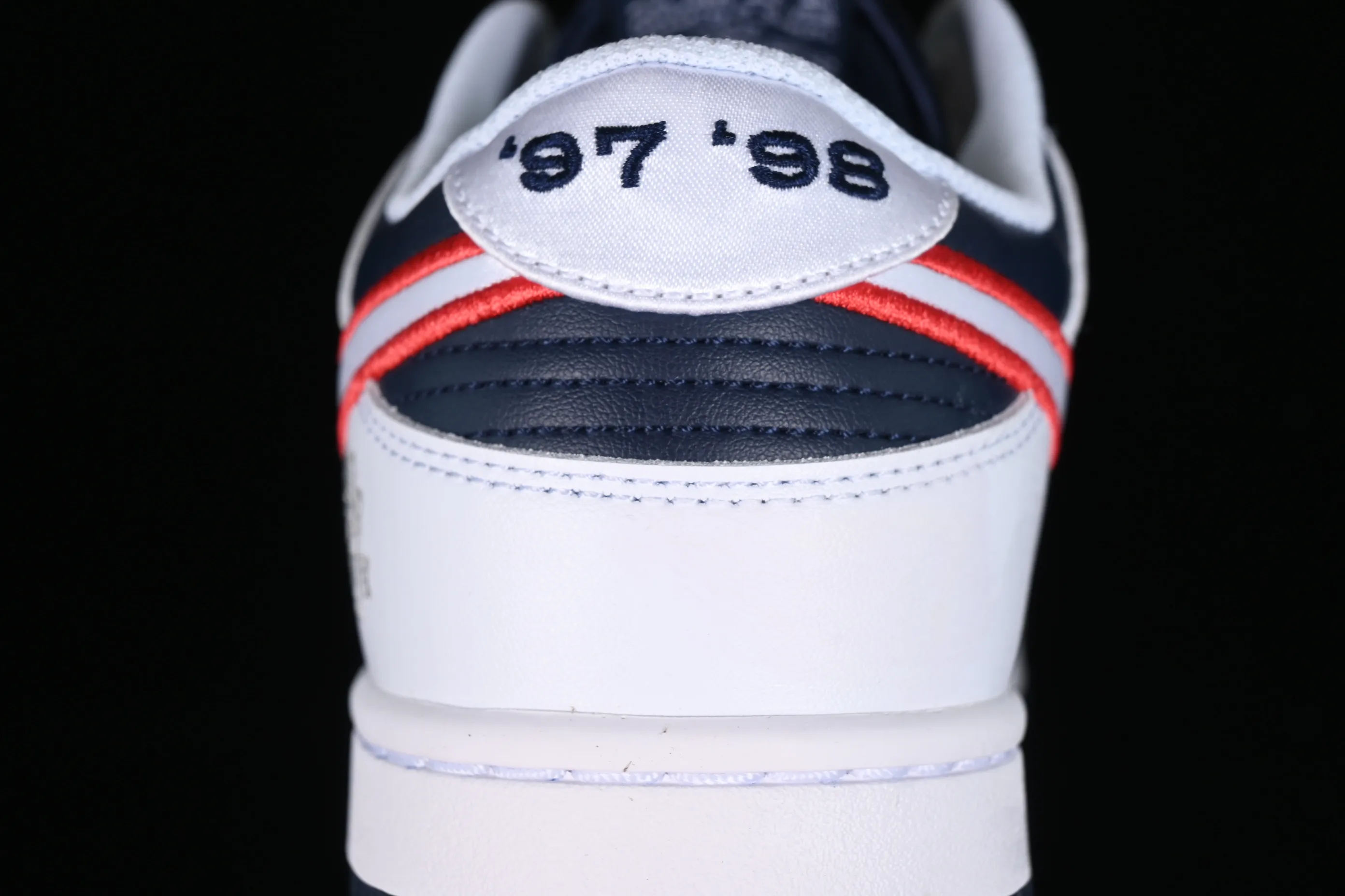 All categories Nk SB Dunk series Nk SB Dunk Low low-top sneakers K version Nk Dunk Low "Houston Comets Four-Peat" Four-time champion SB low-top casual sneakers DZ2780-100